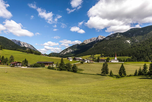 Achensee seine Dörfer Steinberg am Rofan in Tirol Österreich