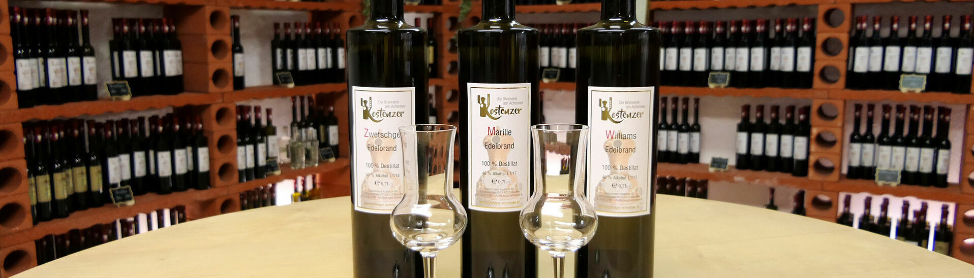 Edelbrennerei Kostenzer - spirits Edelbrennerei Kostenzer in Maurach am Achensee offers a huge range of spirits.