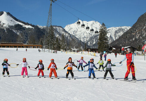Free season ticket for children Children on a ski course at the Planberg and Wiesenlifte