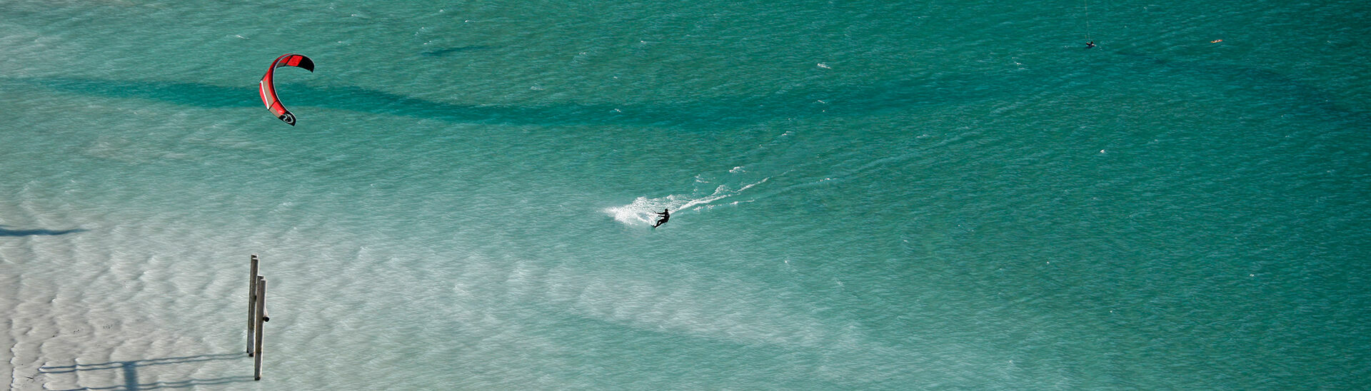 Kitesurfen am Achensee Die Wassersportart Kitesurfen am Achensee actionreich erleben.