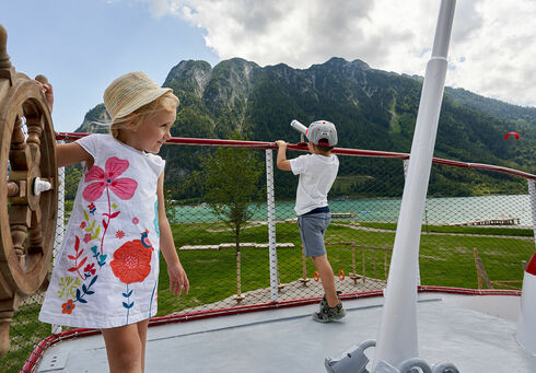FAMILY-Eldorado In summer, kids can let off some steam at the FAMILY Eldorado of the Atoll Achensee.