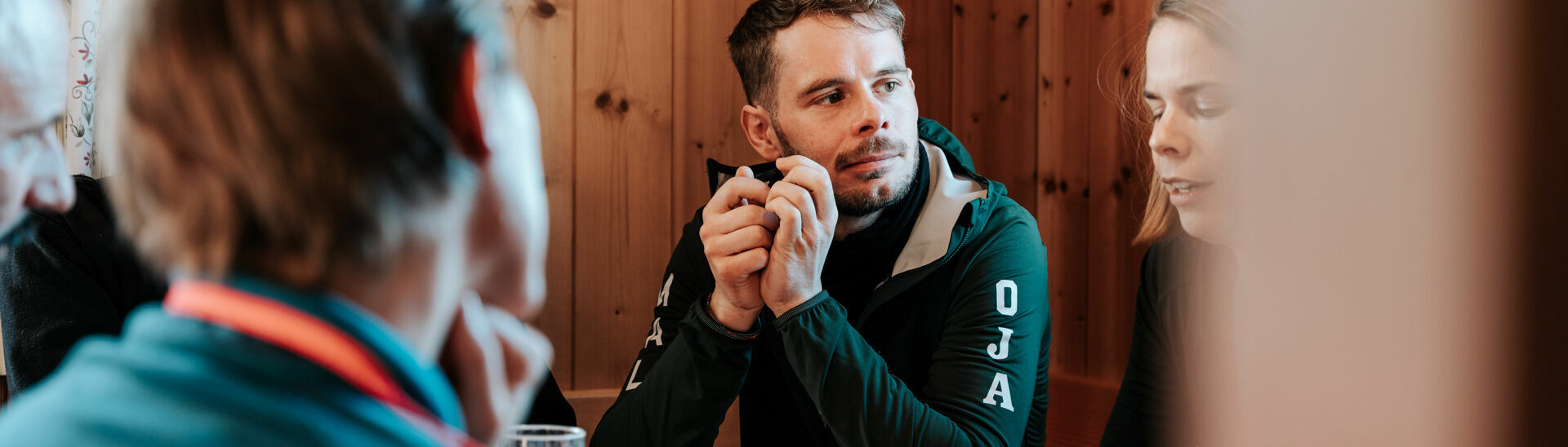 Tour planning Detailed tour planning requires an understanding of avalanche formation and the ability to interpret avalanche reports.