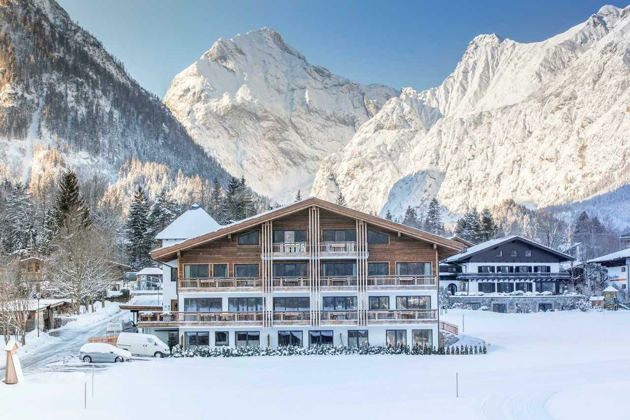 Wagners-Aparthotel-Aussenansicht-Winter.jpg