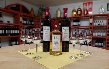 Guided tour with tasting Guided tour with tasting