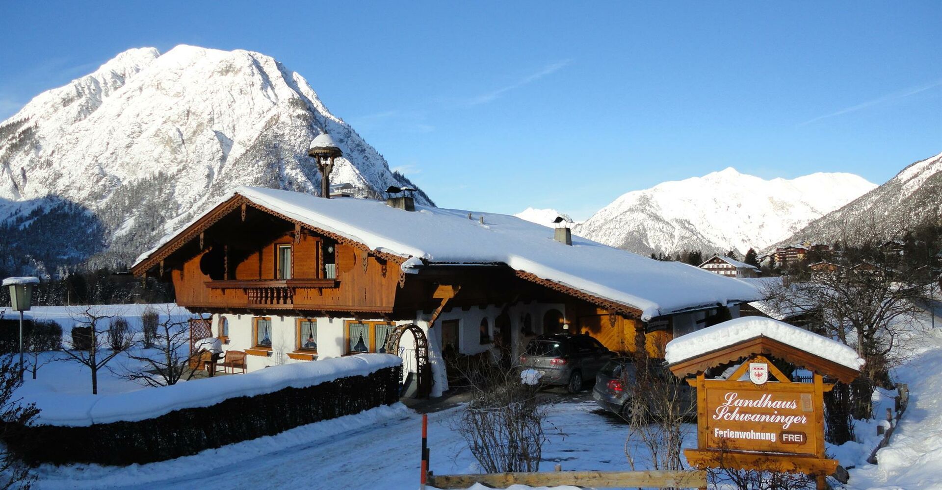 Haus-Schwaninger-Winter.jpg